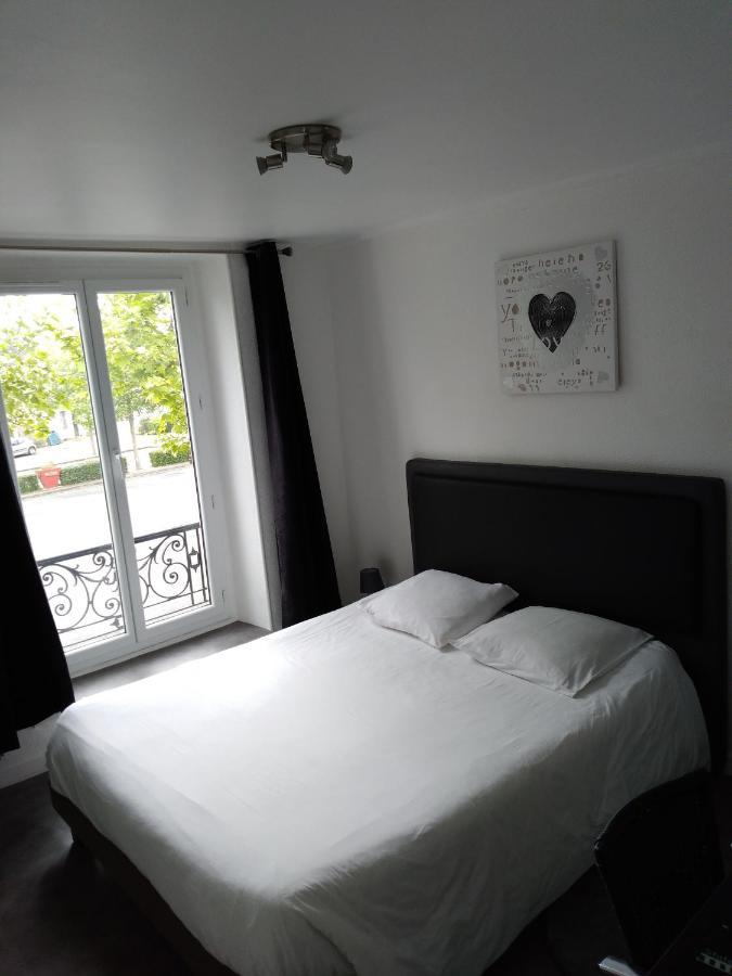 Hotel De France Vatan Εξωτερικό φωτογραφία