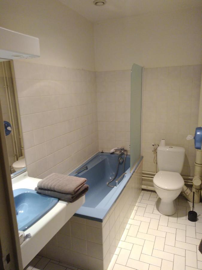 Hotel De France Vatan Εξωτερικό φωτογραφία