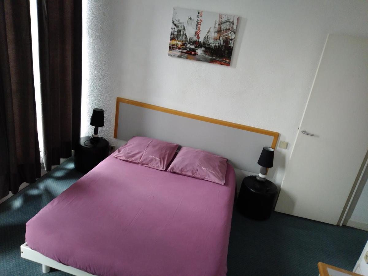 Hotel De France Vatan Εξωτερικό φωτογραφία